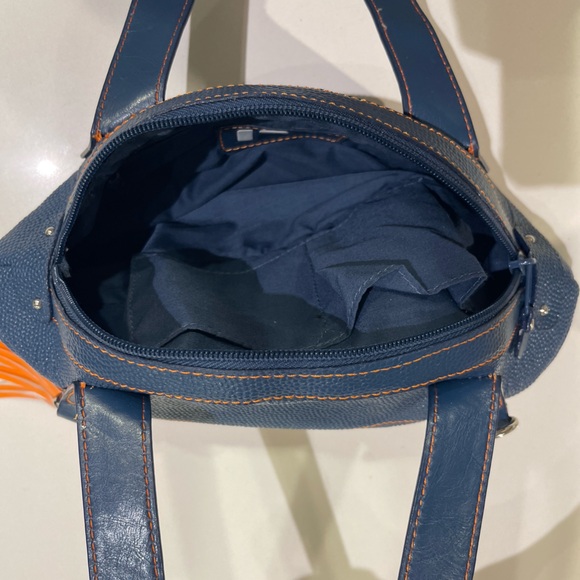 Denver Broncos Football Purse - Picture 3 of 5